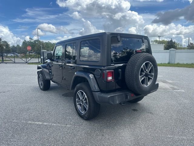 Used 2023 Jeep Wrangler Sahara image 9