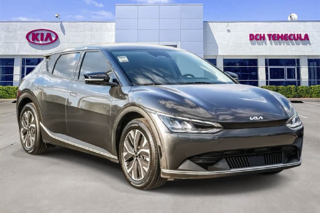 Certified 2024 Kia EV6 Light RWD image 3