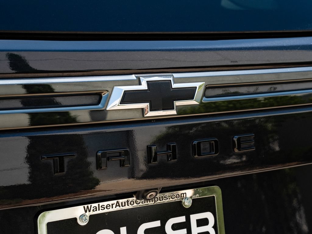 Used 2022 Chevrolet Tahoe RST w/ Luxury Package AWD/4WD image 17