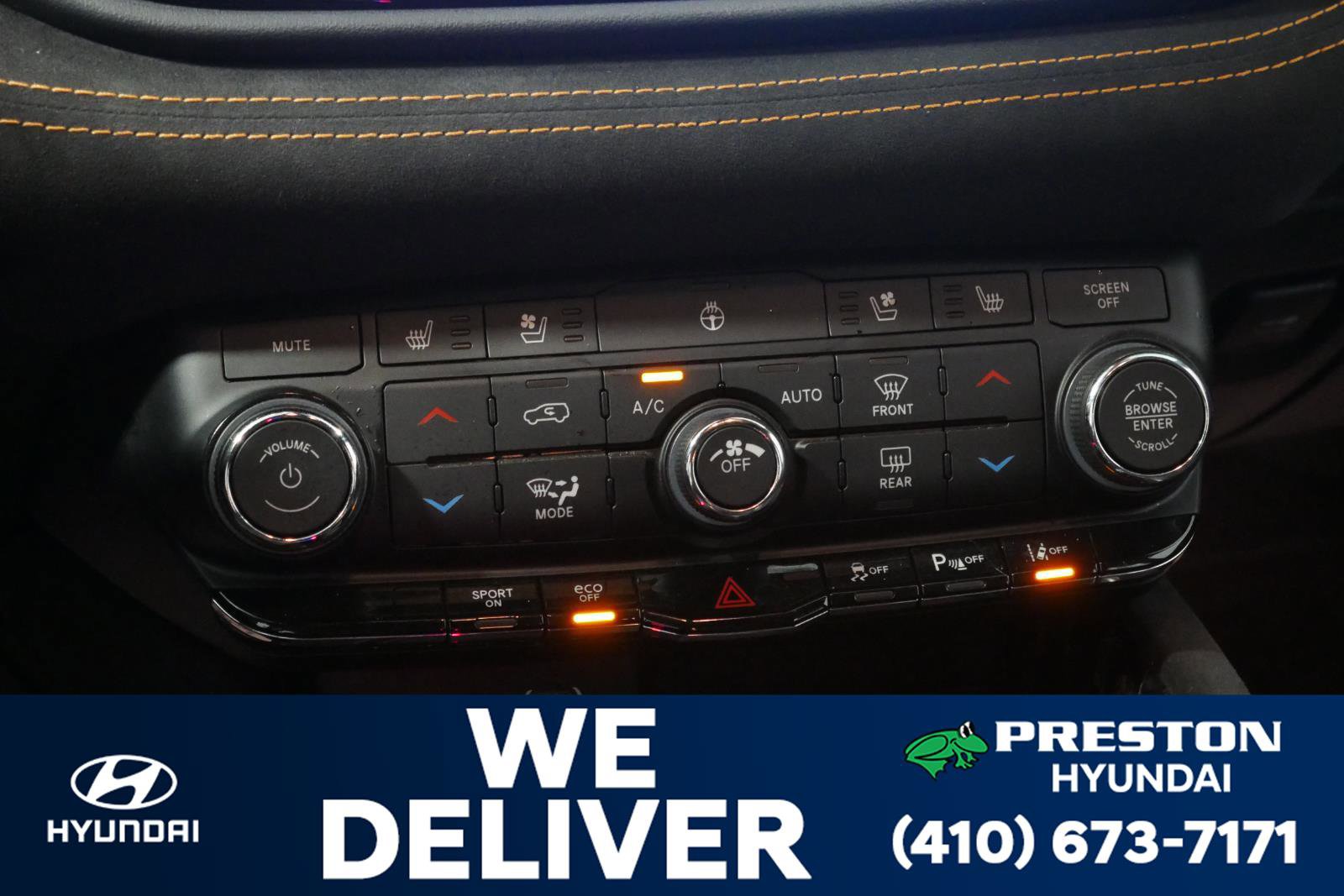 Used 2022 Dodge Durango R/T w/ Hemi Orange Plus Package image 24