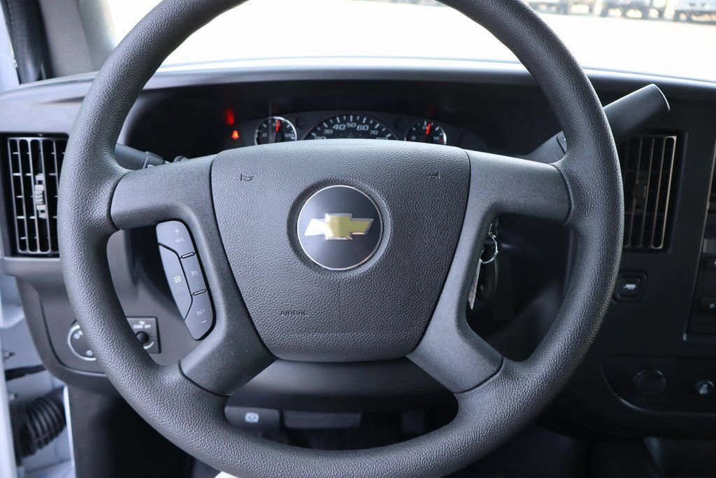 New 2025 Chevrolet Express 2500 w/ Driver Convenience Package image 5