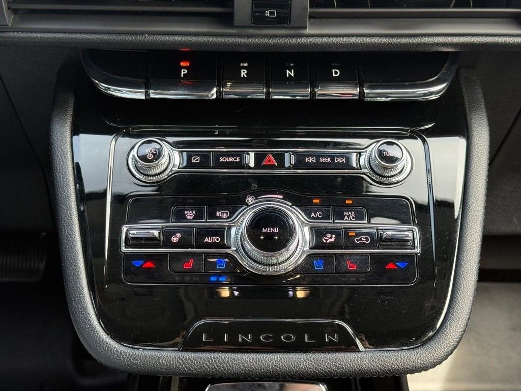 Used 2022 Lincoln Corsair Reserve image 22