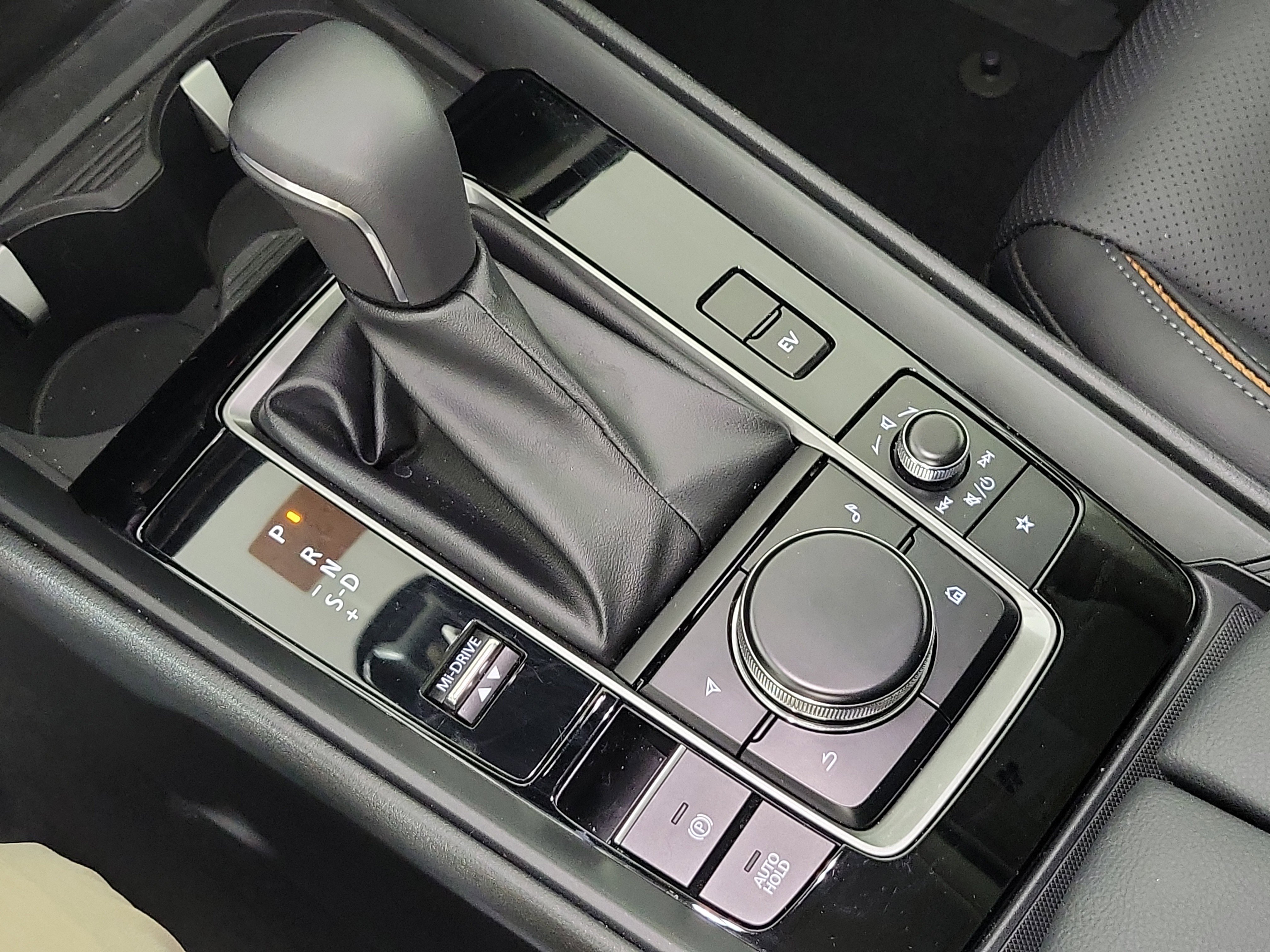 Certified 2025 MAZDA CX-50 AWD 2.5 Hybrid w/ Weather Package image 24