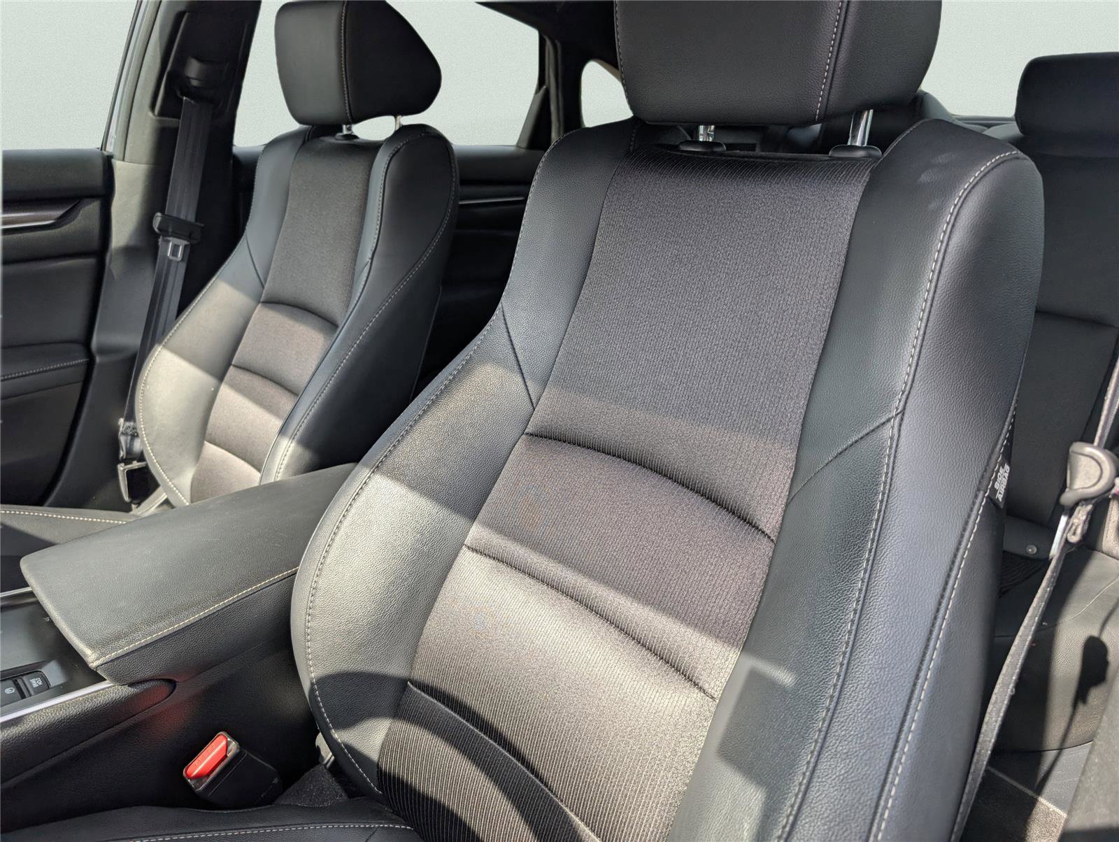 Used 2020 Honda Accord Sport image 12