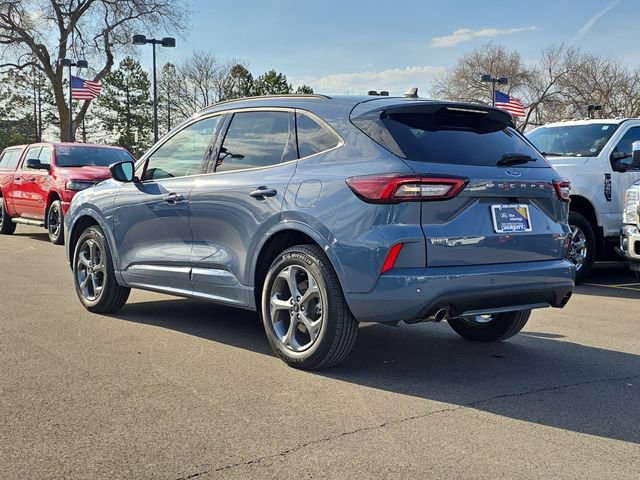 Certified 2024 Ford Escape ST-Line w/ Tech Pack #1 AWD/4WD image 3