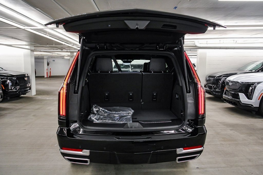 Used 2026 Cadillac Escalade Luxury image 27