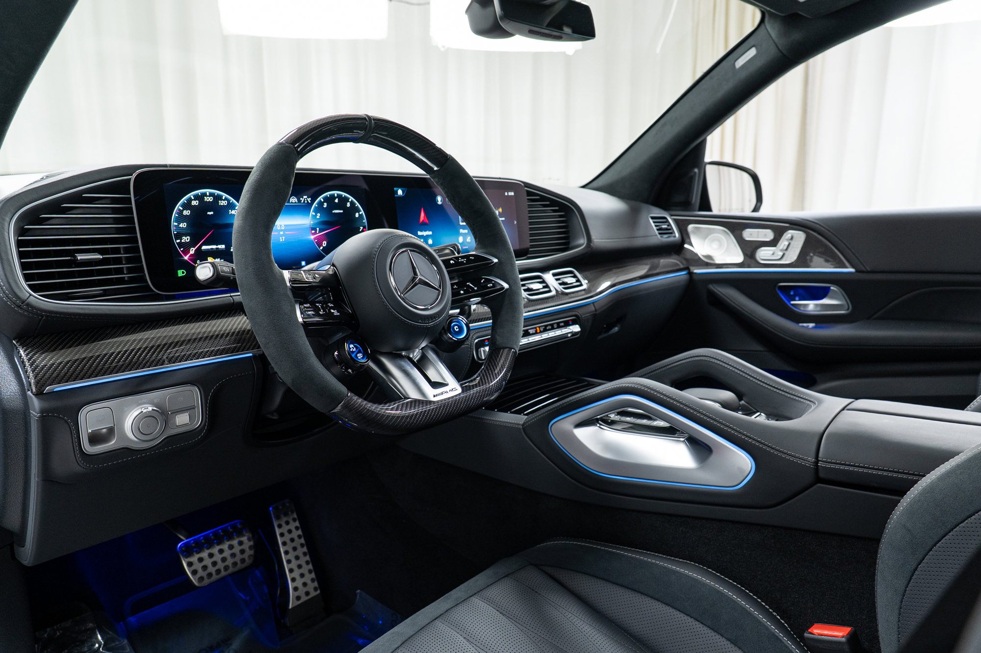 New 2026 Mercedes-Benz GLS 63 AMG 4MATIC image 14