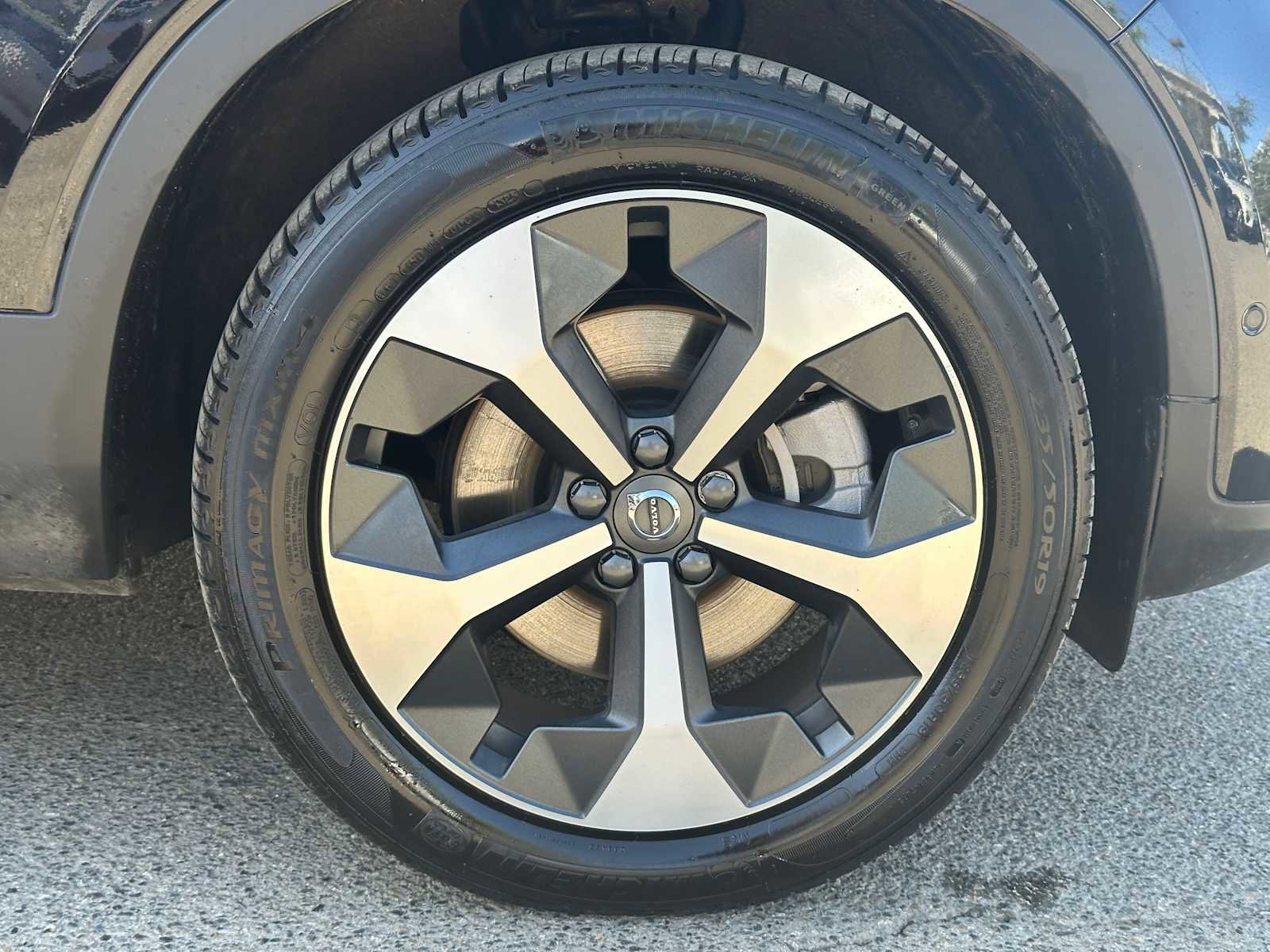 Used 2025 Volvo XC40 B5 Plus w/ Protection Package Premier AWD/4WD image 9