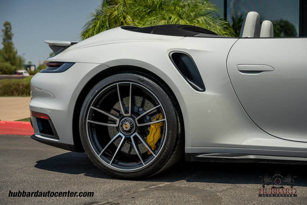 Used 2022 Porsche 911 Cabriolet AWD/4WD image 23
