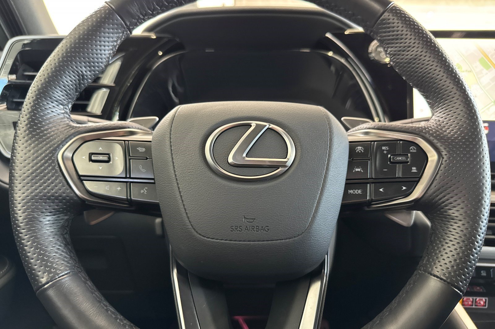 Certified 2026 Lexus TX 500h AWD w/ Technology Package image 32