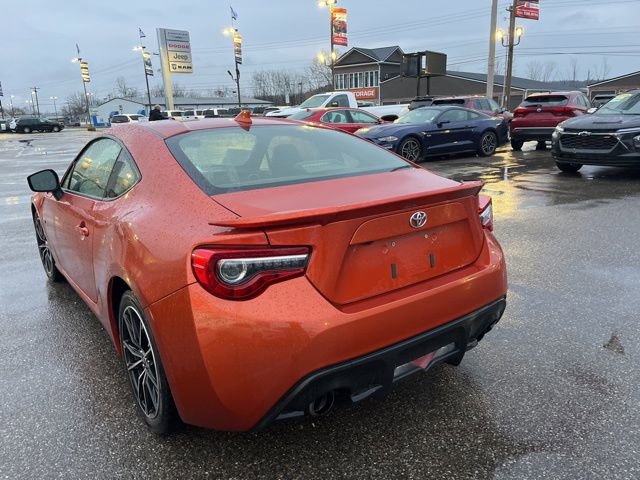 Used 2017 Toyota 86 image 7