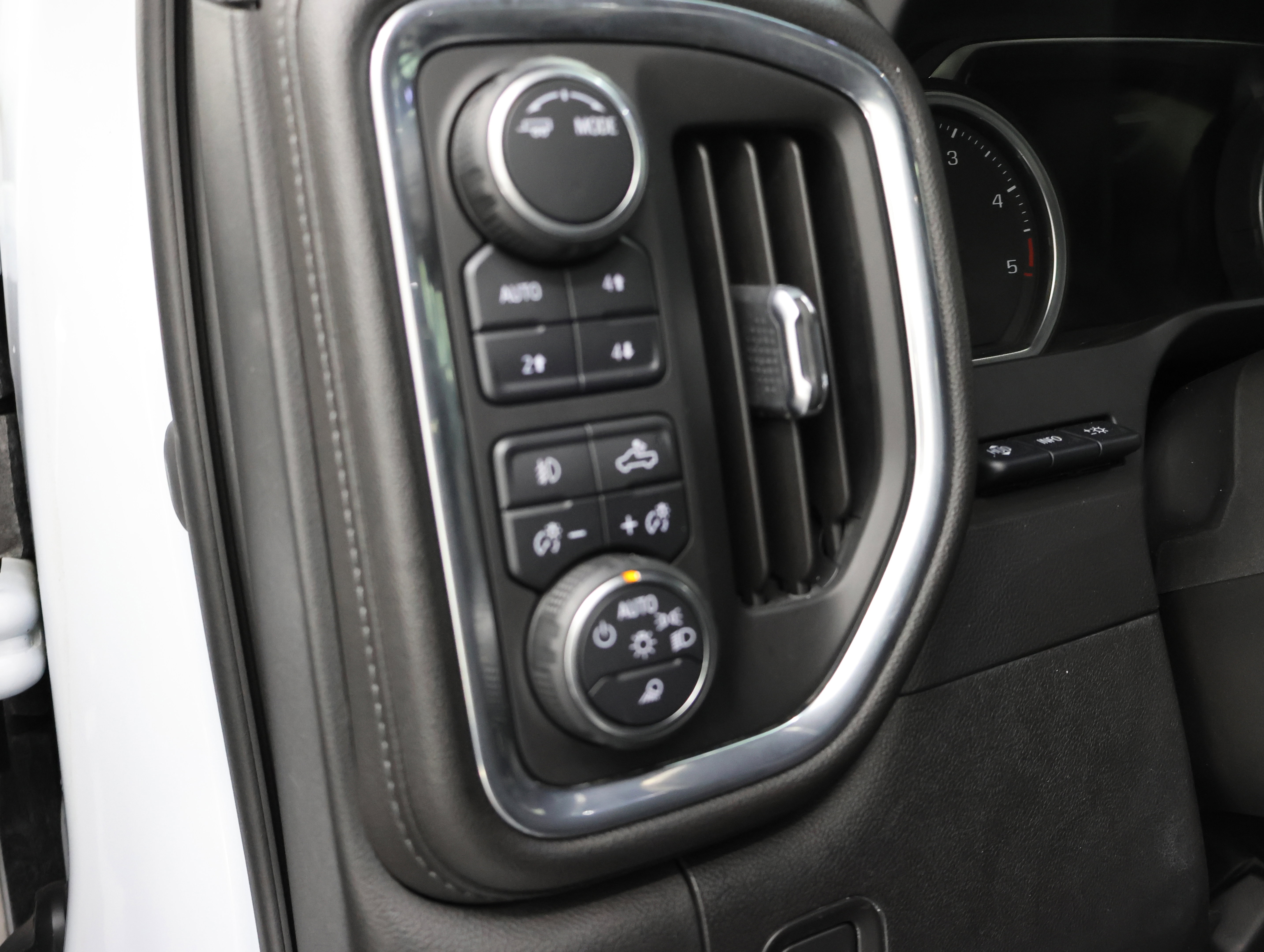 Used 2021 Chevrolet Silverado 2500 High Country w/ Z71 Off-Road Package AWD/4WD image 49