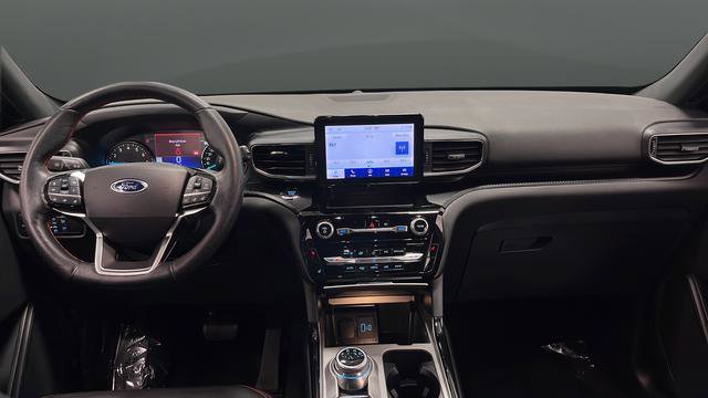 Used 2022 Ford Explorer ST-Line image 12
