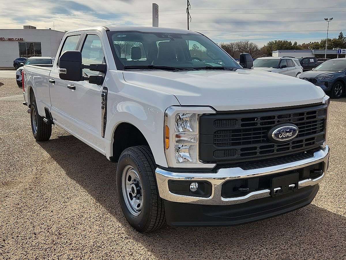 New 2026 Ford F350 XL w/ XL Chrome Package image 4