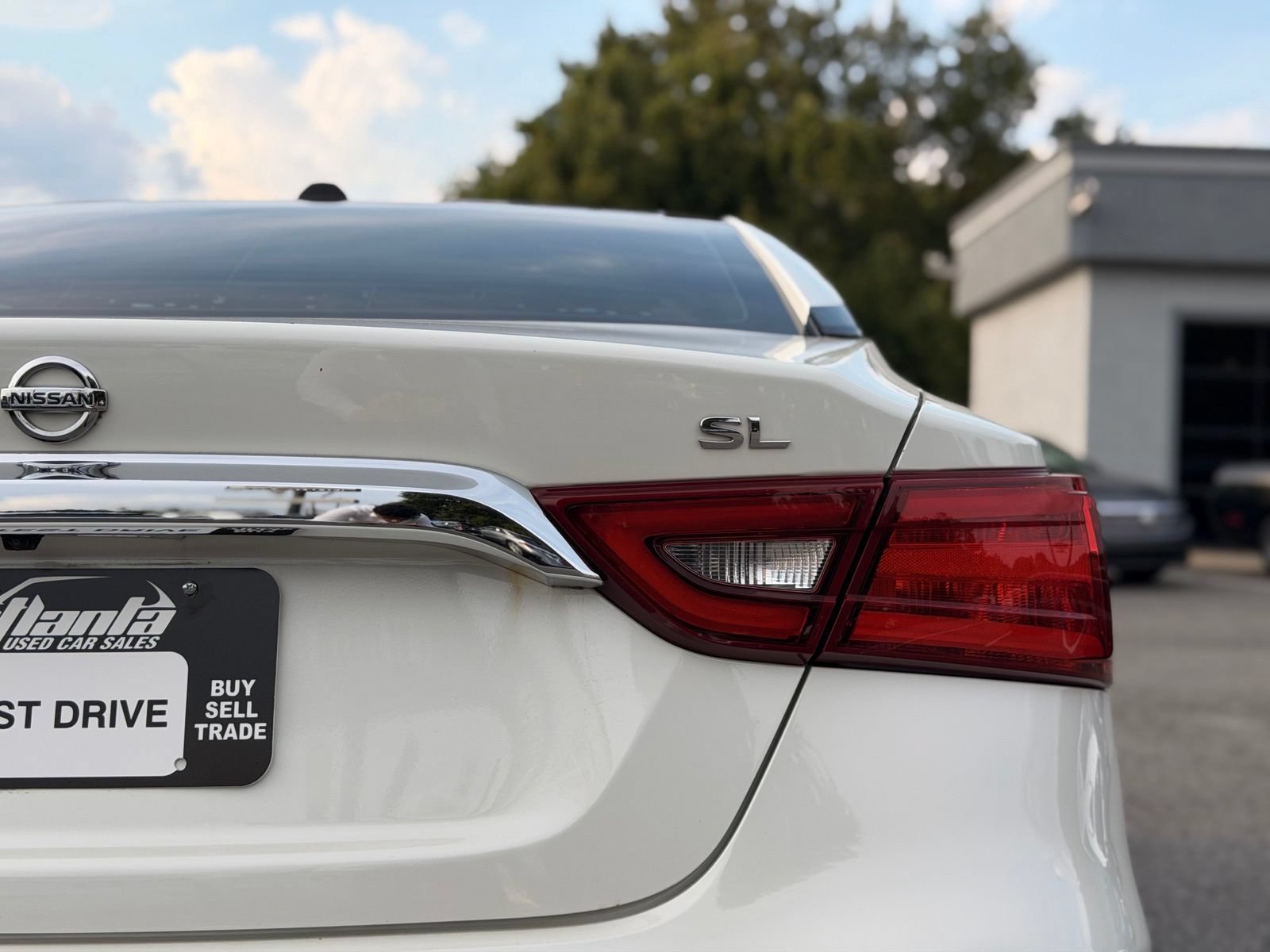 Used 2017 Nissan Maxima 3.5 SL FWD image 10