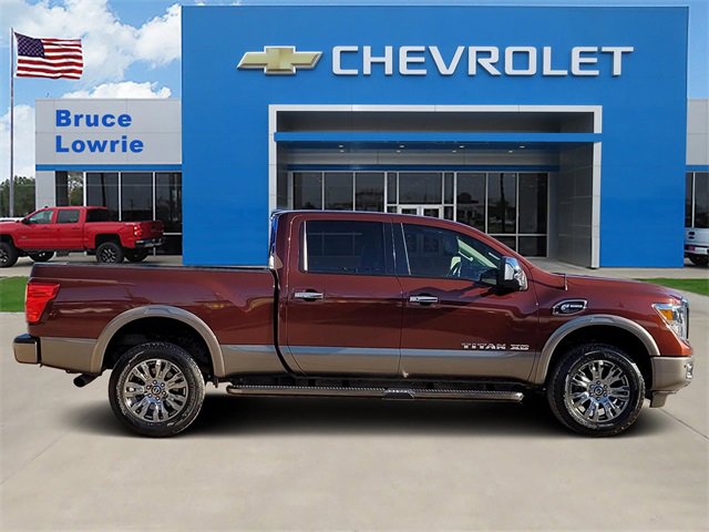 Used 2016 Nissan Titan Platinum Reserve image 6