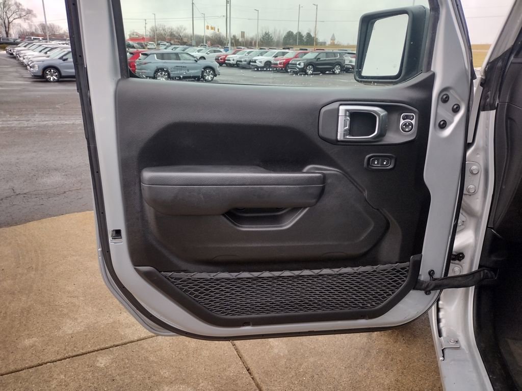 Used 2024 Jeep Wrangler Unlimited w/ Convenience Group image 20