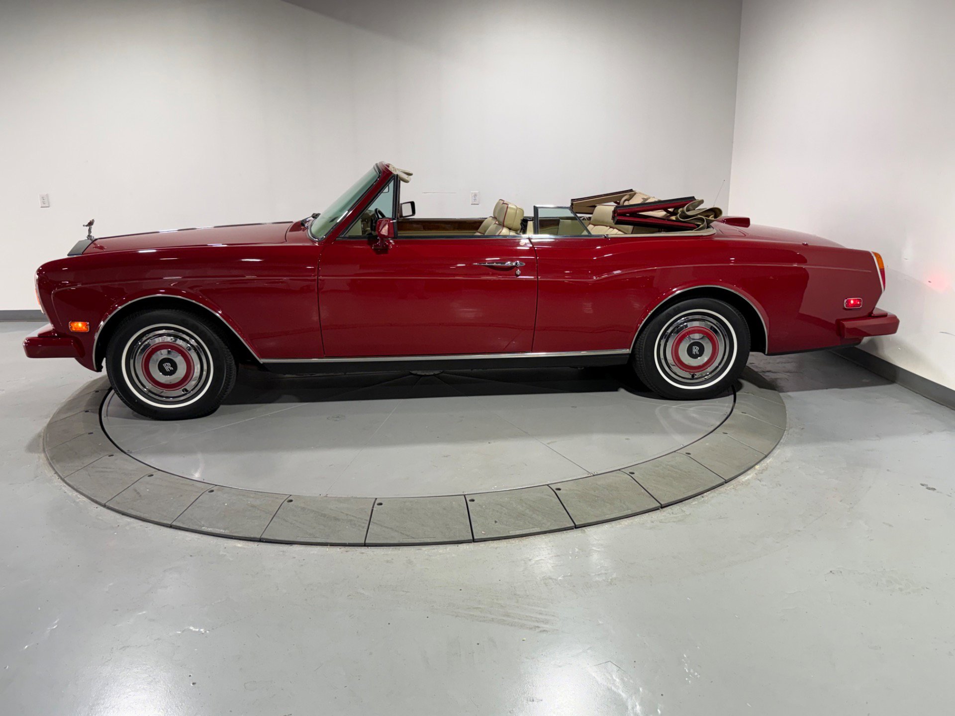 Used 1988 Rolls-Royce Corniche II image 14