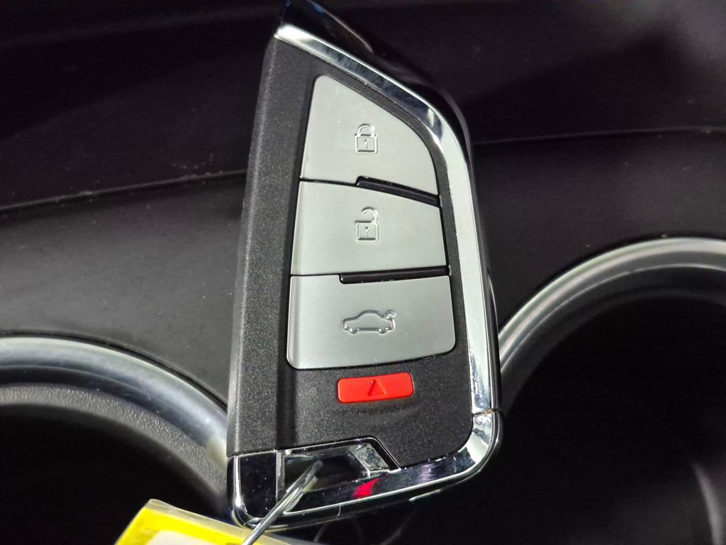 Used 2020 GMC Terrain SLE image 26