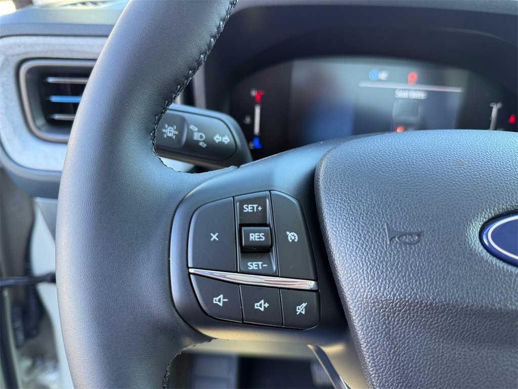 New 2025 Ford Maverick XLT w/ Equipment Group 301A image 23