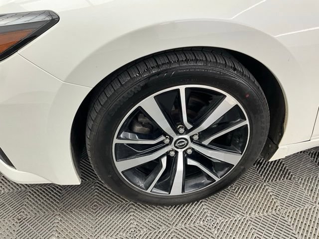 Used 2019 Nissan Maxima SL FWD image 34