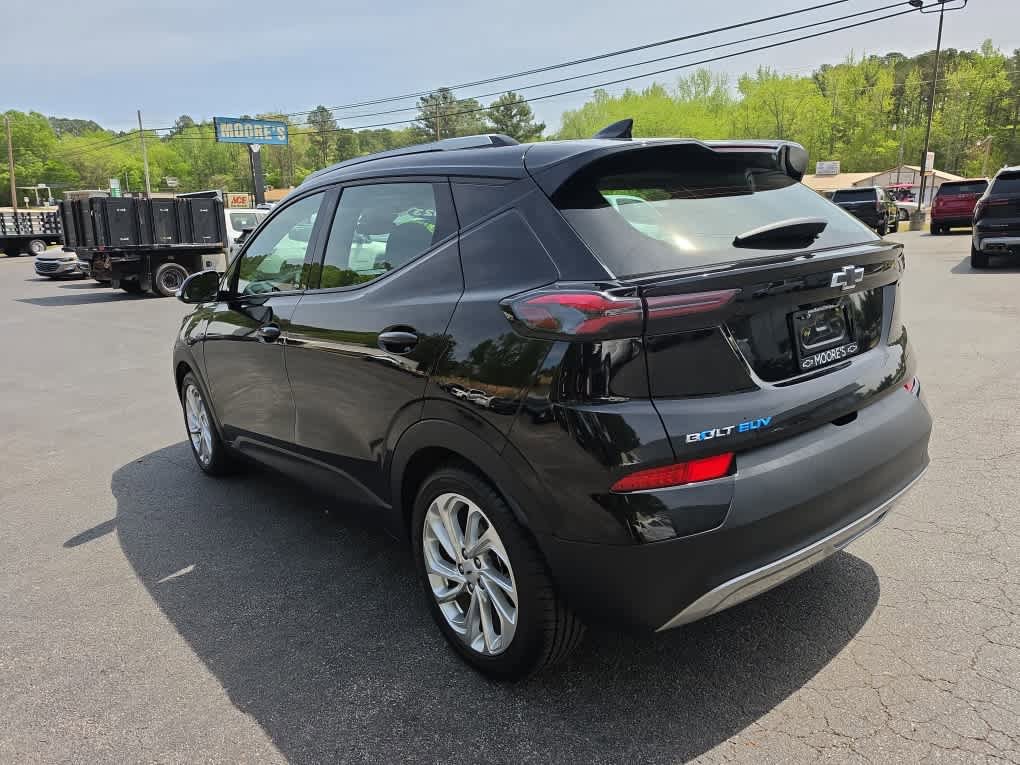 Used 2023 Chevrolet Bolt EUV LT FWD image 5
