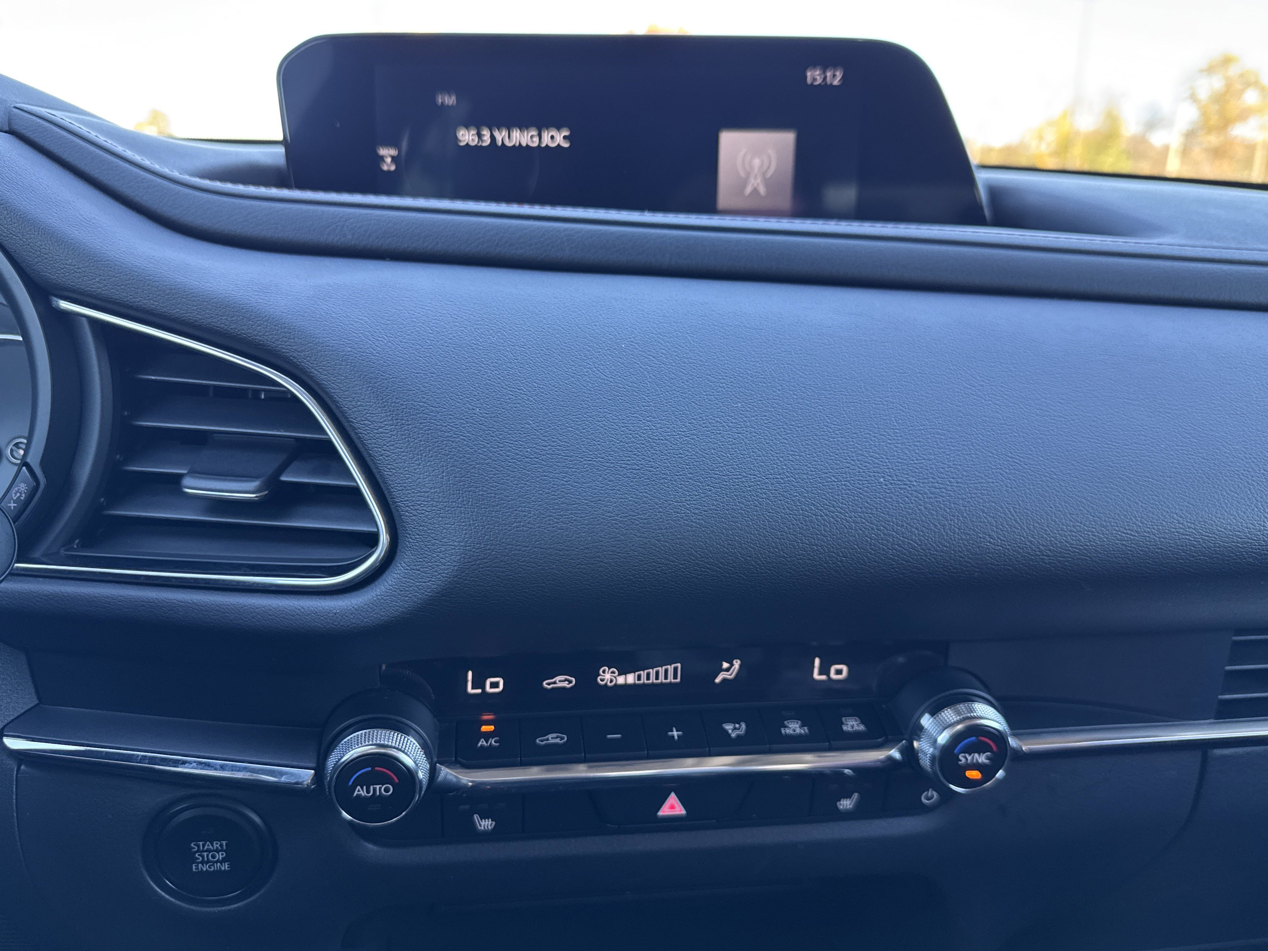 Used 2024 MAZDA CX-30 AWD 2.5 S w/ Preferred Package image 12