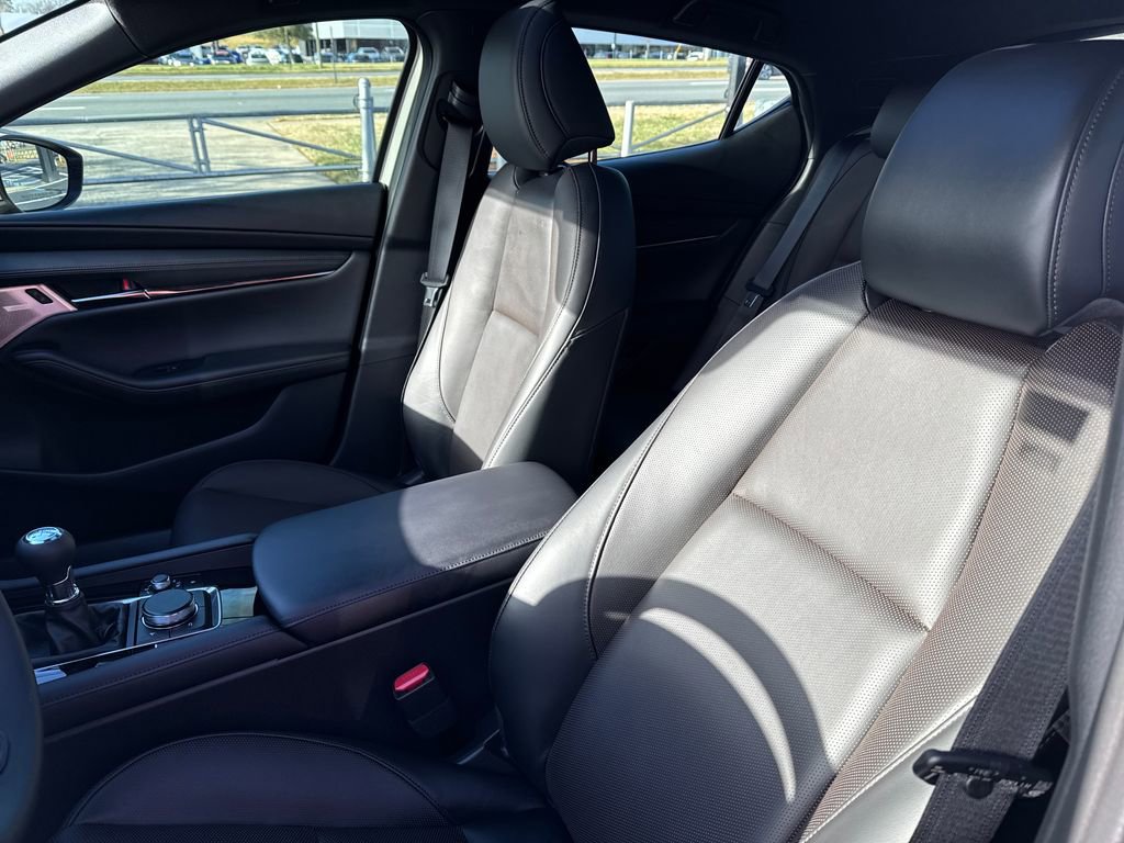 New 2026 MAZDA MAZDA3 2.5 S Hatchback w/ Premium Pkg image 9