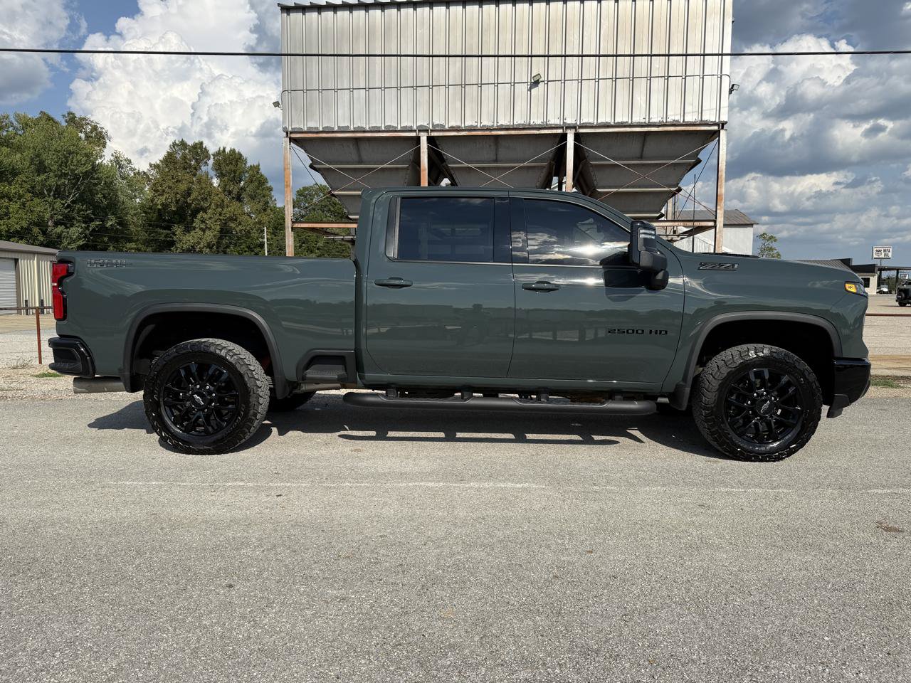 Used 2025 Chevrolet Silverado 2500 LTZ w/ Trail Boss Package AWD/4WD image 8