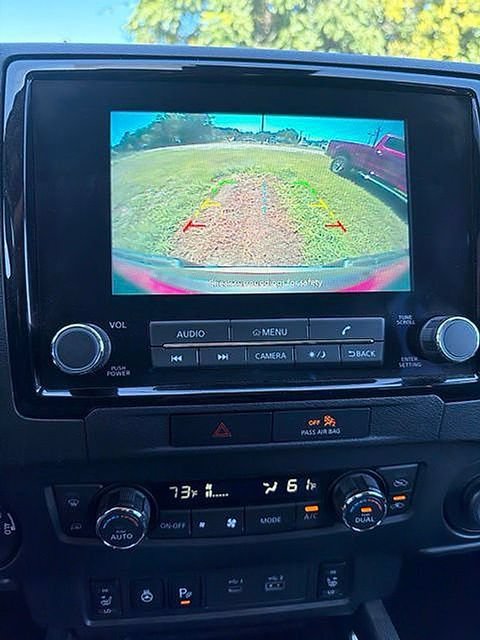 Used 2022 Nissan Frontier SV AWD/4WD image 14