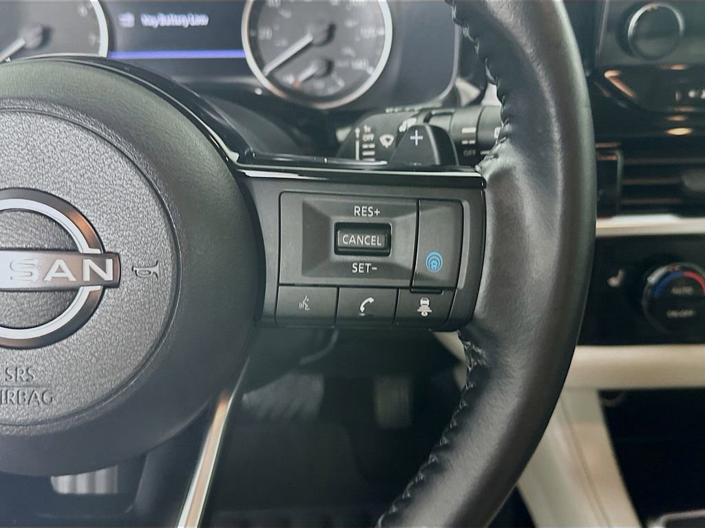 Used 2022 Nissan Pathfinder SL image 27