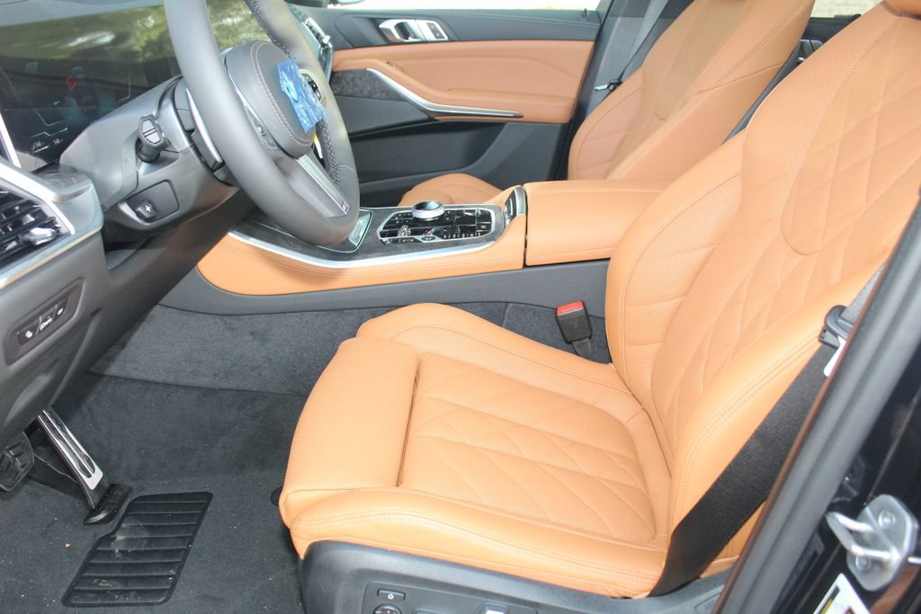 Used 2026 BMW X5 xDrive50e w/ Executive Package AWD/4WD image 19