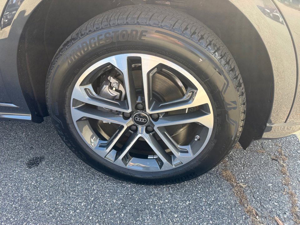 New 2025 Audi Q5 Premium image 25