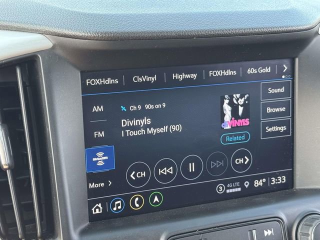 Used 2022 GMC Terrain SLT w/ Infotainment Package II image 3