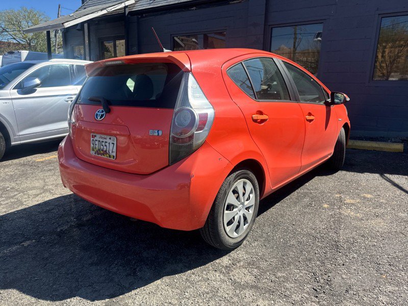 Used 2013 Toyota Prius C Three image 4