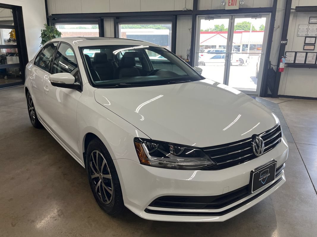 Used 2017 Volkswagen Jetta SE FWD image 18