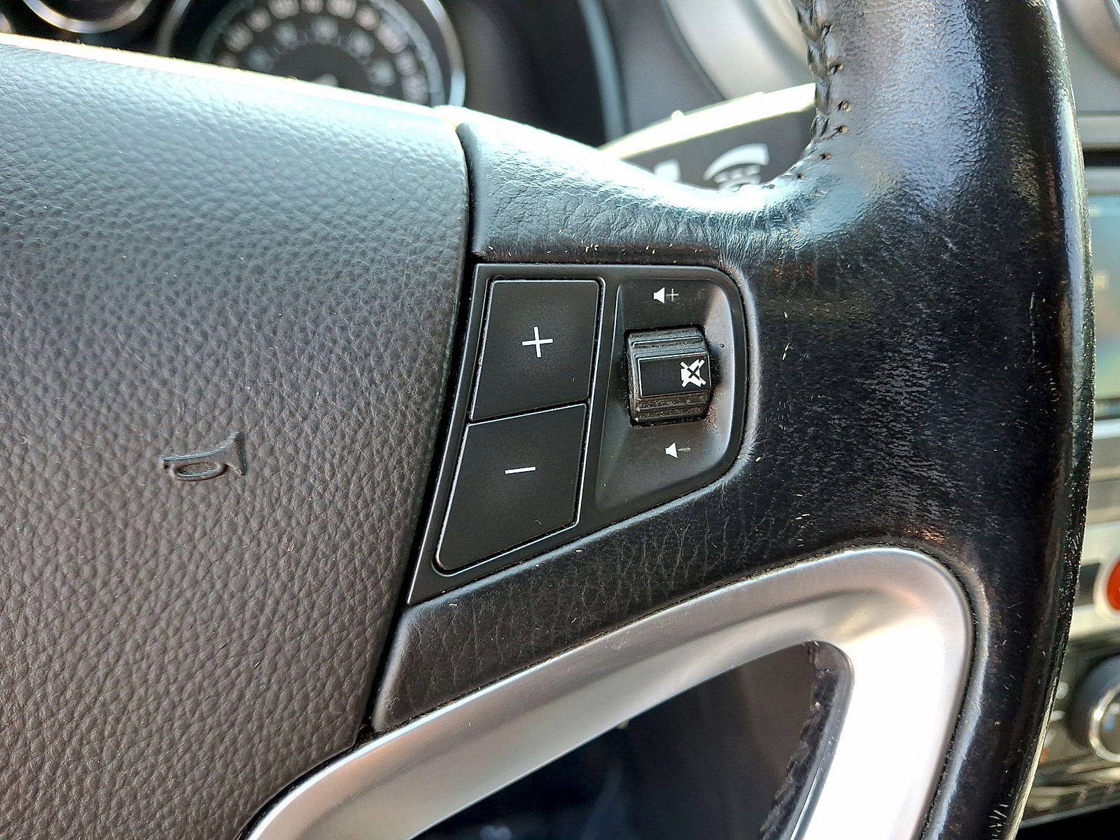 Used 2014 Chevrolet Captiva Sport LT w/ Convenience Package FWD image 17