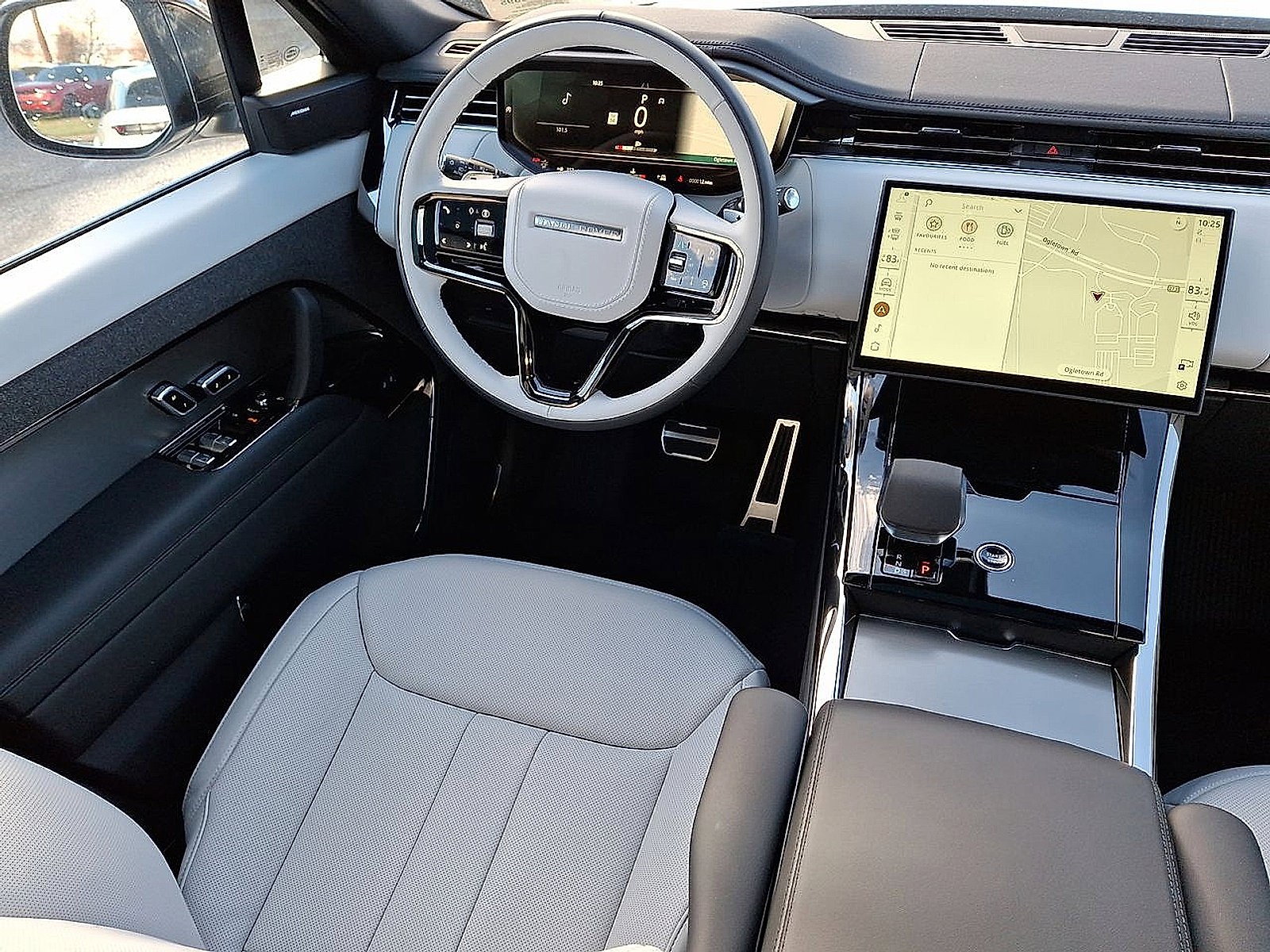 New 2025 Land Rover Range Rover Sport Dynamic SE AWD/4WD image 12