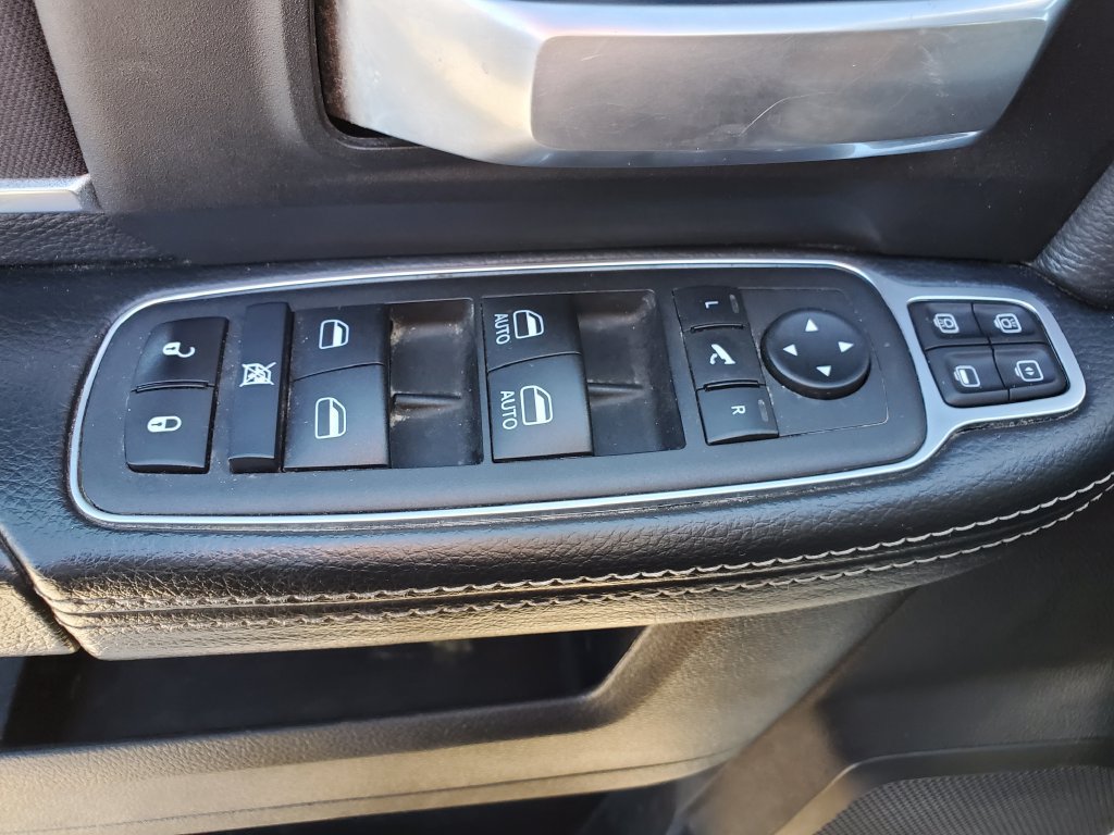 Used 2024 RAM 2500 Big Horn AWD/4WD image 15