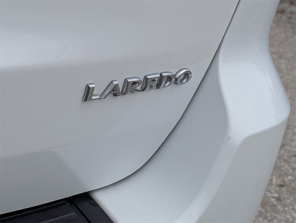 Used 2019 Jeep Grand Cherokee Laredo image 15