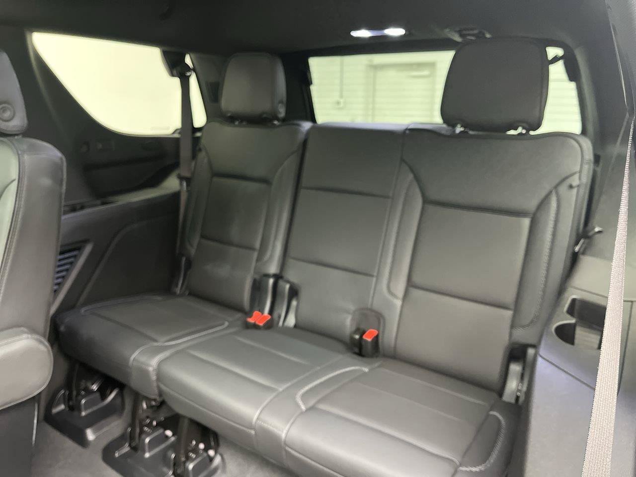 Certified 2025 GMC Yukon Denali w/ Sun & Power Step Package AWD/4WD image 15