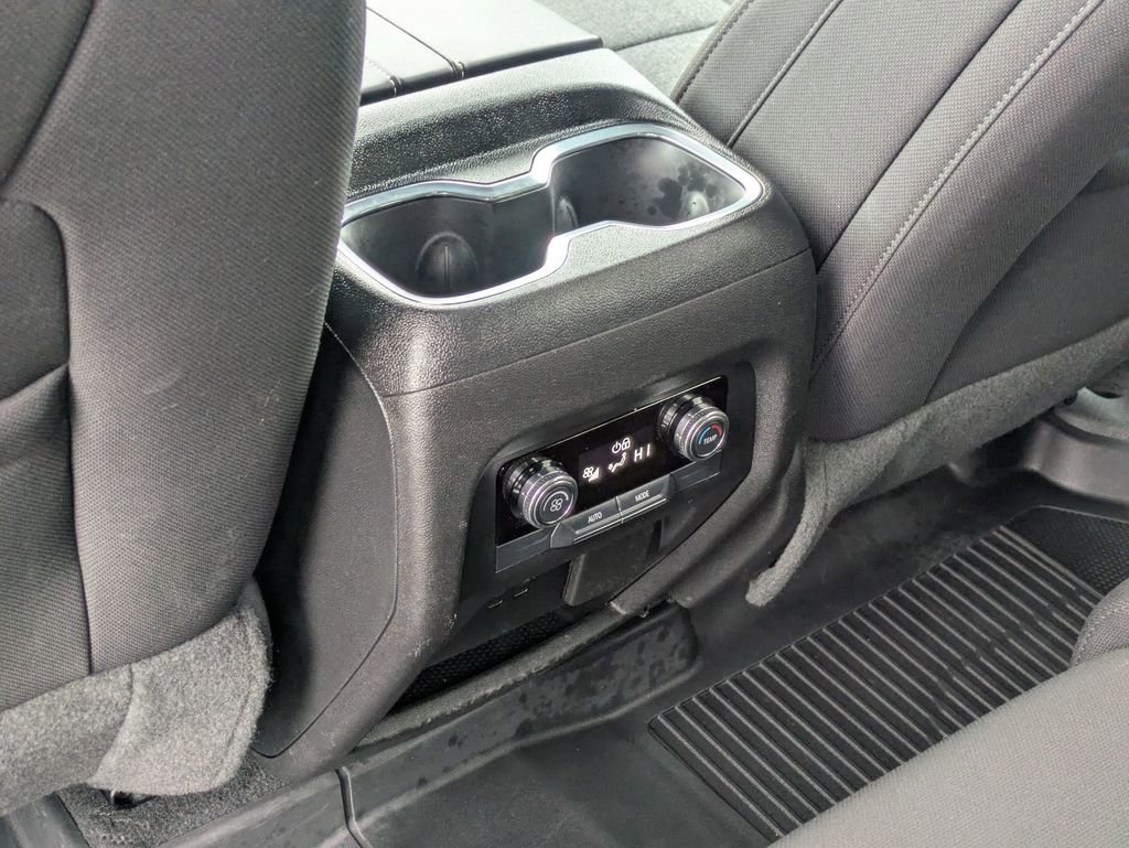 Used 2025 GMC Acadia Elevation w/ Black Edition image 21