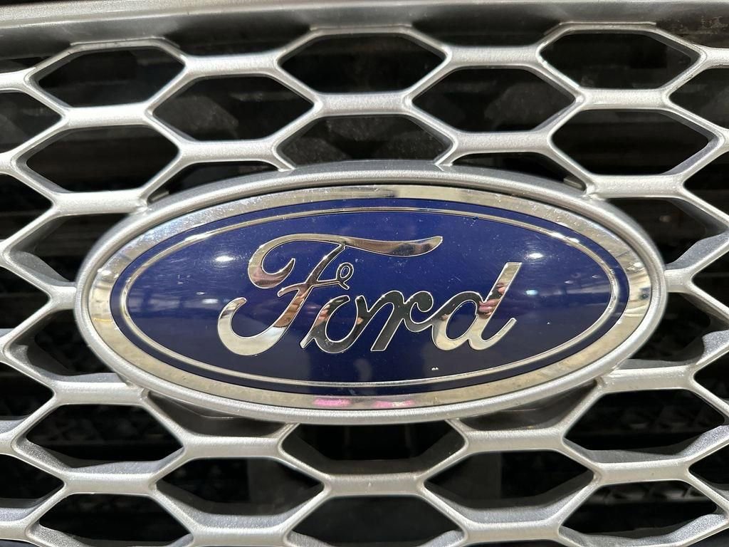 Used 2024 Ford Edge SEL AWD/4WD image 27