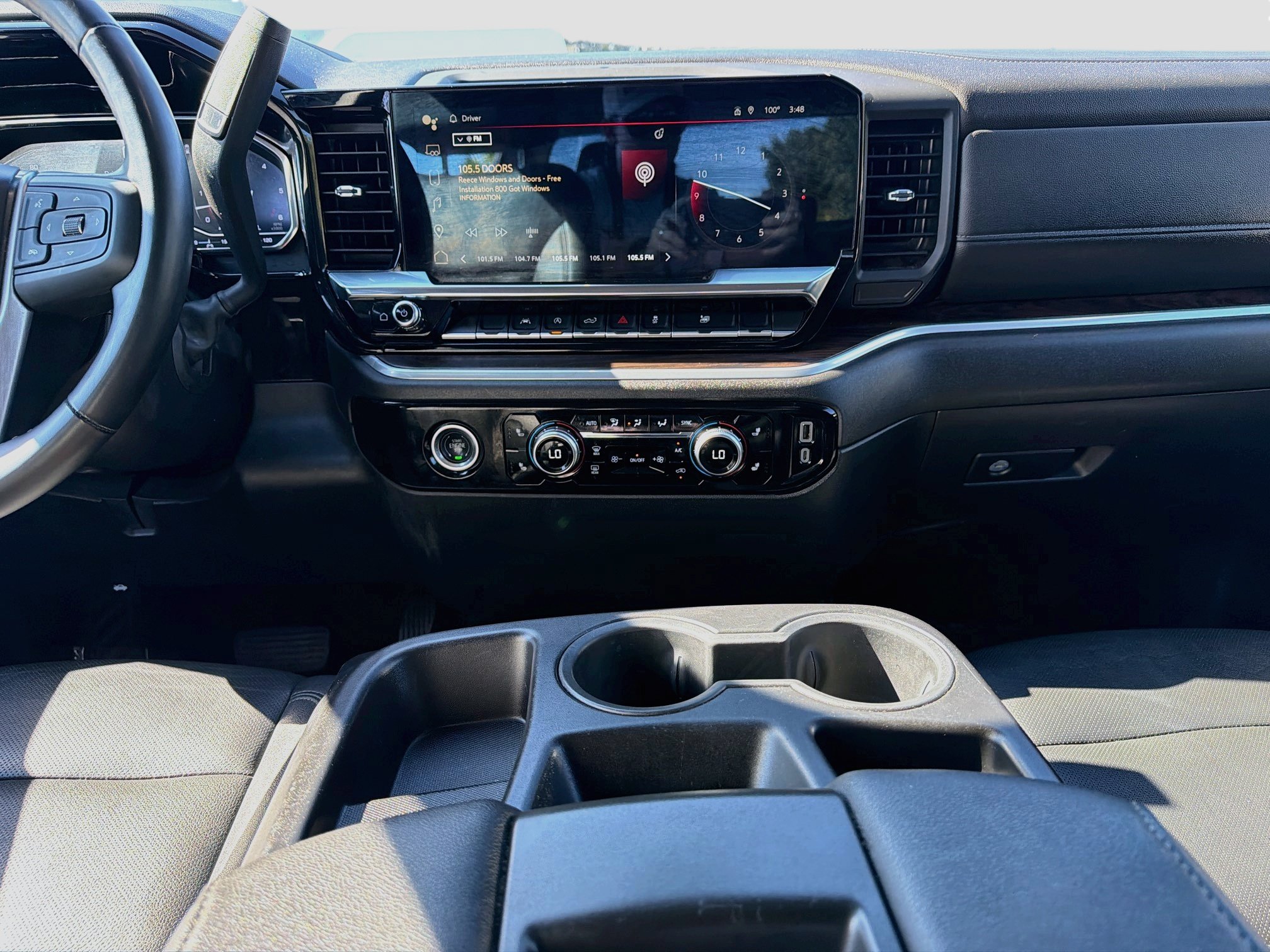 Used 2024 GMC Sierra 1500 SLT AWD/4WD image 18