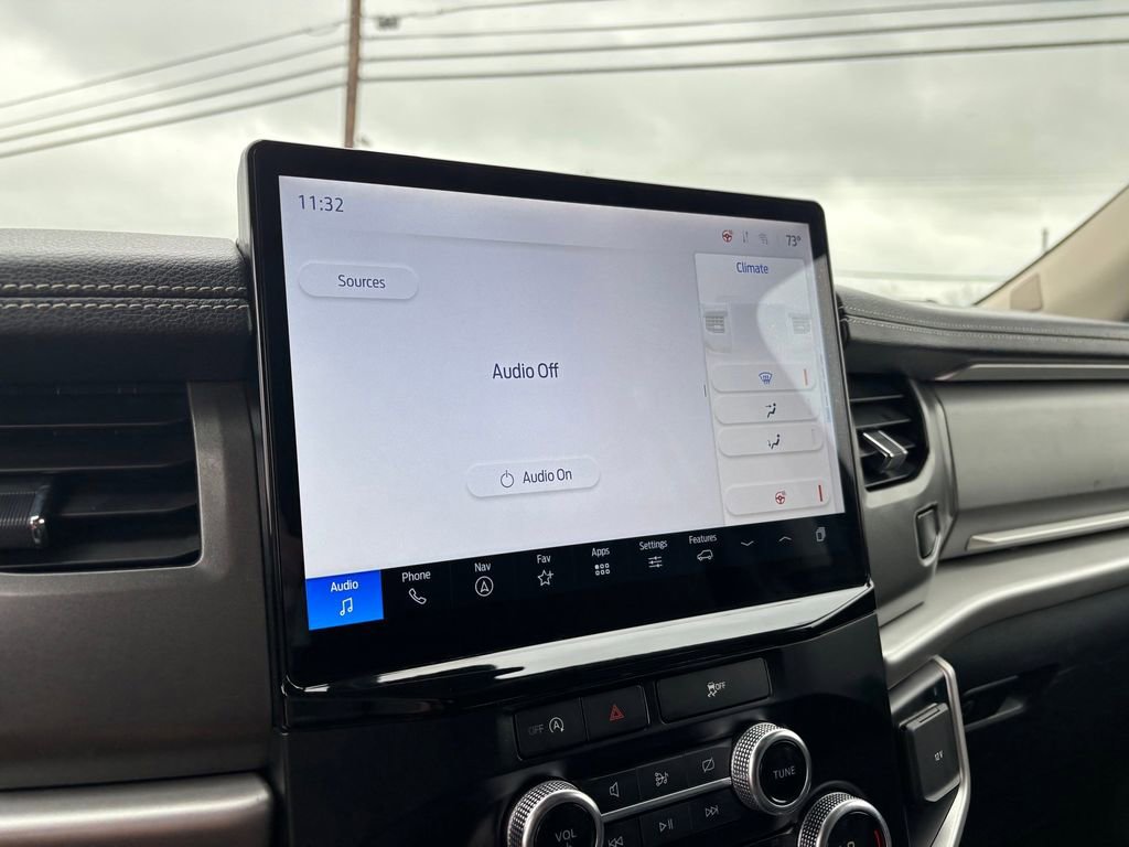 Used 2024 Ford Expedition XLT RWD image 21