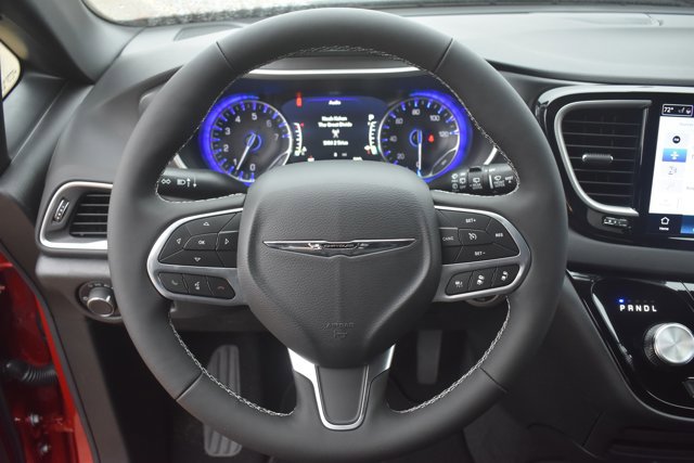 New 2026 Chrysler Voyager LX image 20