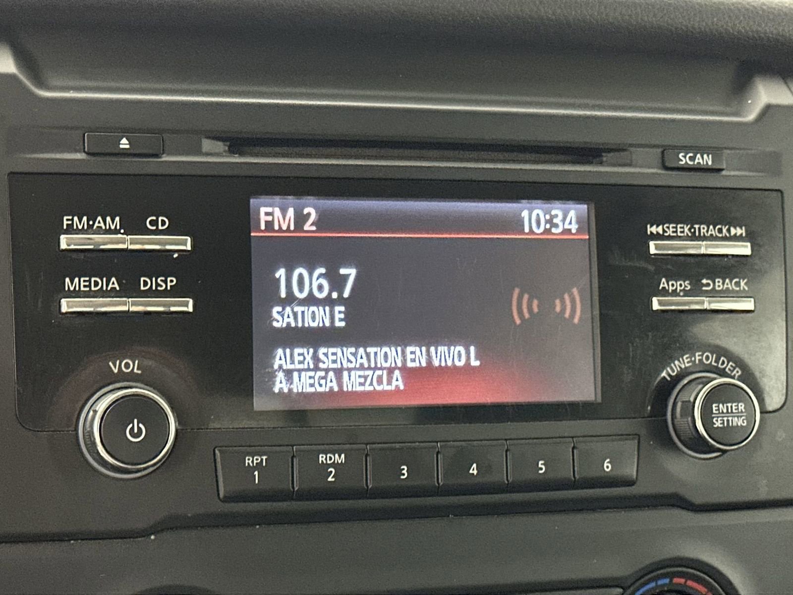 Used 2017 Nissan Titan S image 17