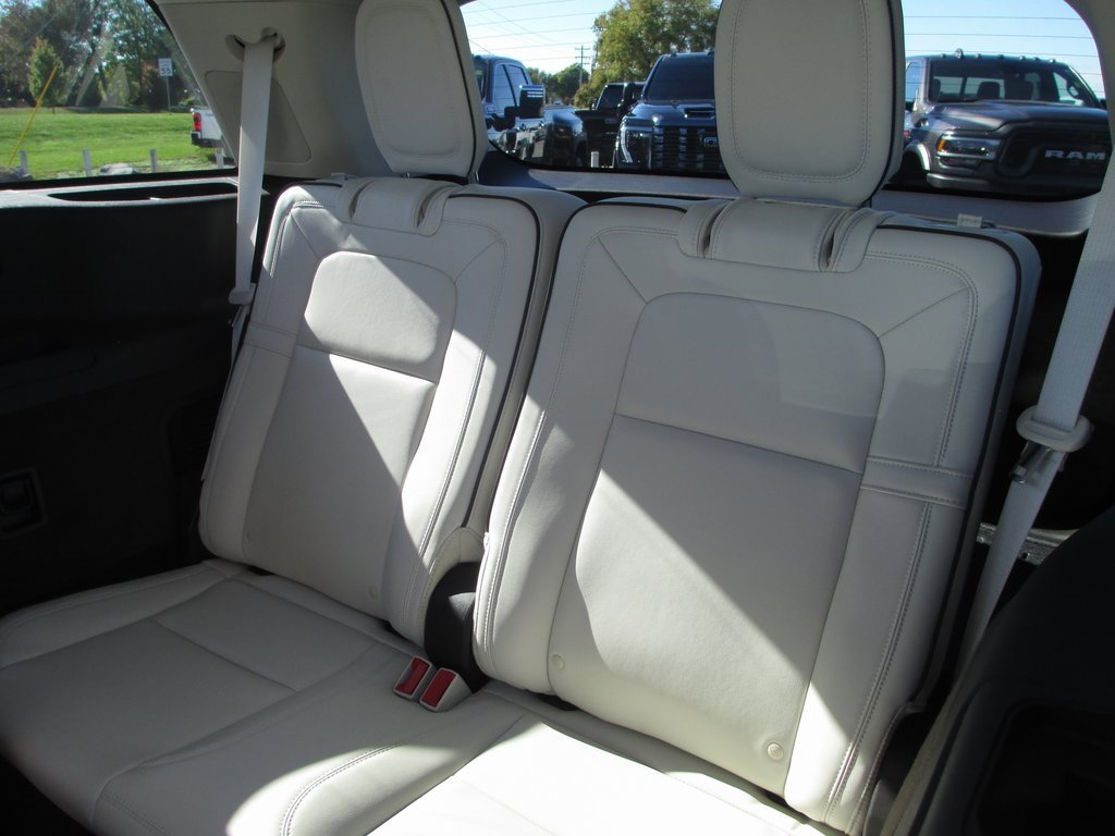 Used 2024 Lincoln Aviator Black Label w/ Dynamic Handling Package image 20