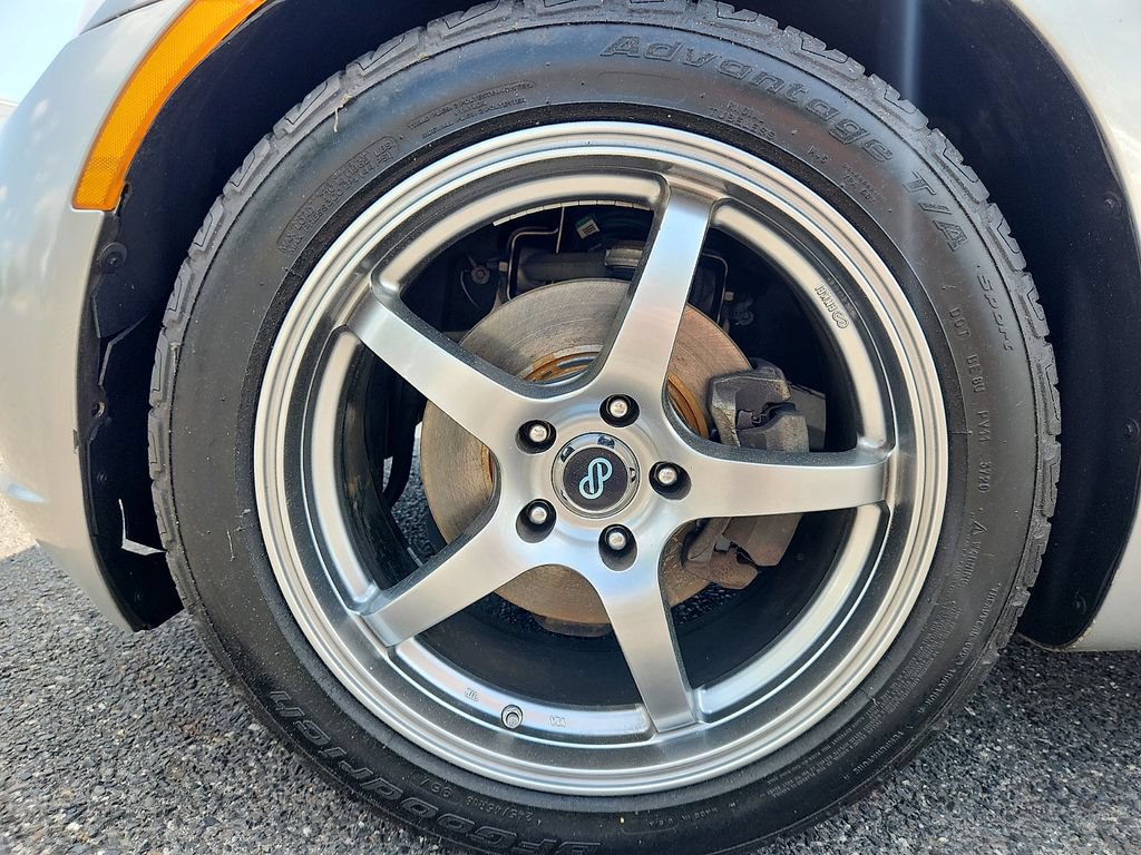 Used 2008 Saturn Sky w/ Premium Trim Package RWD image 10