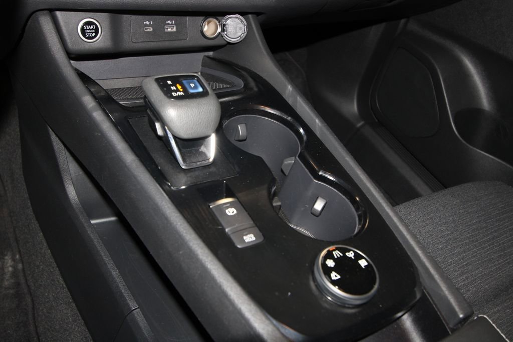 Used 2022 Nissan Rogue SV AWD/4WD image 18